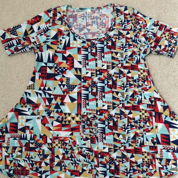 LuLaRoe Tops - LuLaRoe Perfect T - XS - geo print
